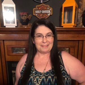 Meet your Posher, Deborah